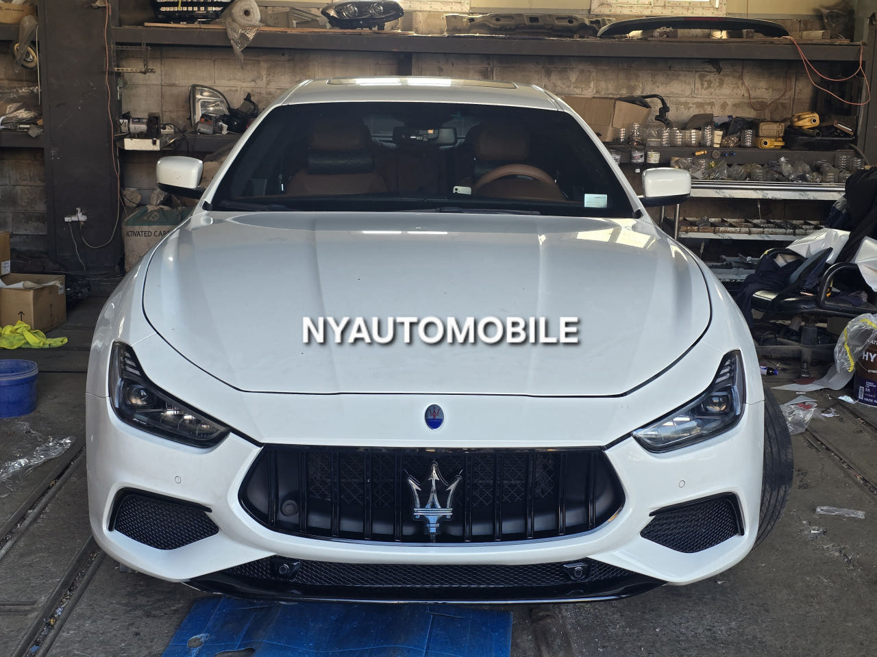 마세라티 기블리 트리뷰토 트로페오 컨버전 신형개조 바디킷 풀세트